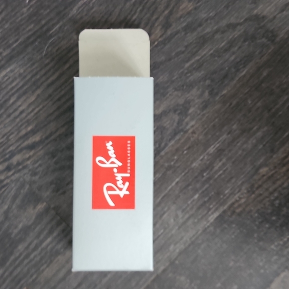 RAY-BAN BLACK EYEGLASS CASE - Picture 3 of 3